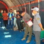 Wujudkan Kepedulian, ITSK RS dr. Soepraoen dan KREKI Salurkan Alkes dan Obat ke NTT