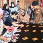 Hari Batik Nasional: Batik Tempe Beji Karya Emak-Emak Batu Tembus Amerika