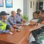 Babinsa Karangbesuki Perkuat Sinergi dengan Warga, Jaga Kerukunan di Lingkungan