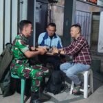 Dengarkan Aspirasi Warga, Babinsa Sukoharjo Perkuat Kedekatan Lewat Komsos