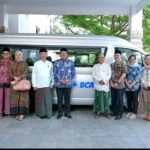 Dukung Mobilitas 55 Ribu Santri: BCA Serahkan Mobil Operasional Toyota Hiace ke Ponpes Lirboyo Kedir...