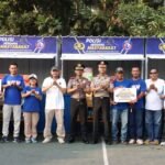 Wujud Nyata Polisi Bersama Masyarakat: Polres Malang Serahkan Bantuan Rombong UMKM ke Aremania