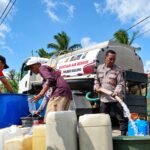 Polres Malang Gelontorkan 35 Ribu Liter Air Bersih ke Dua Kecamatan
